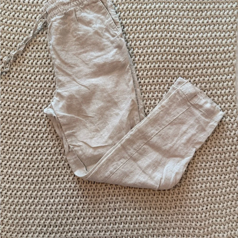 H&M Light Beige Linen Drawstring Capris